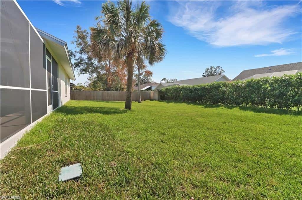 270 Madison Dr, Naples, photo 34