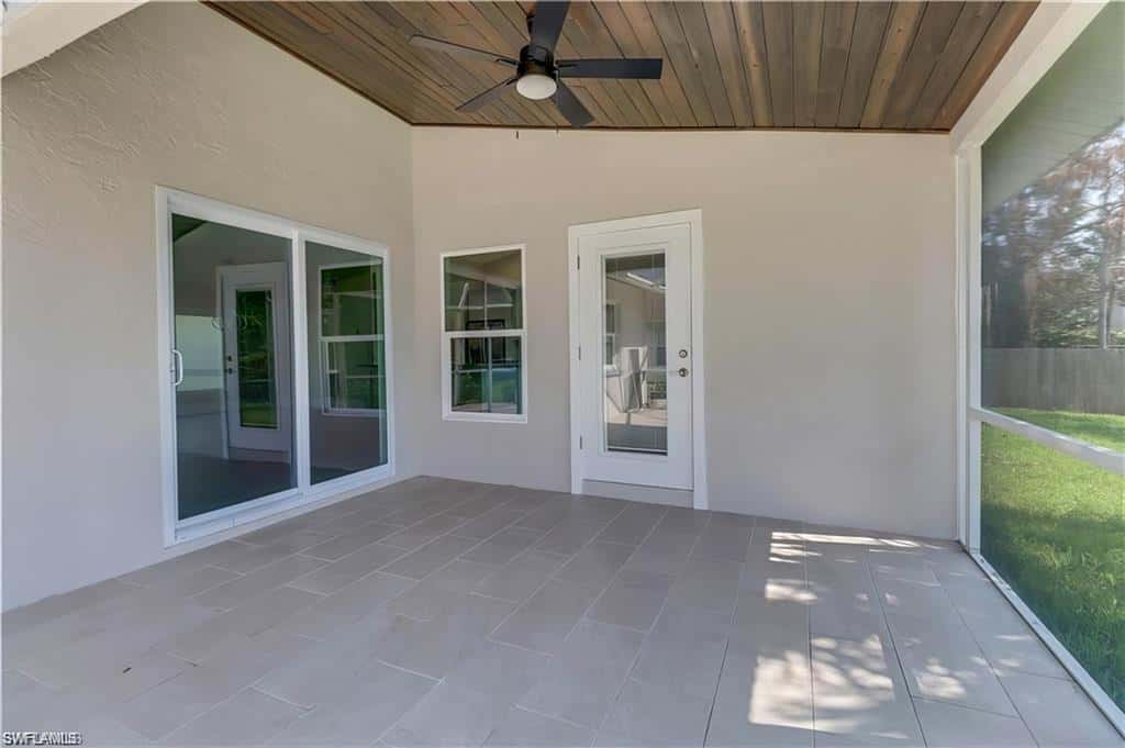 270 Madison Dr, Naples, photo 33