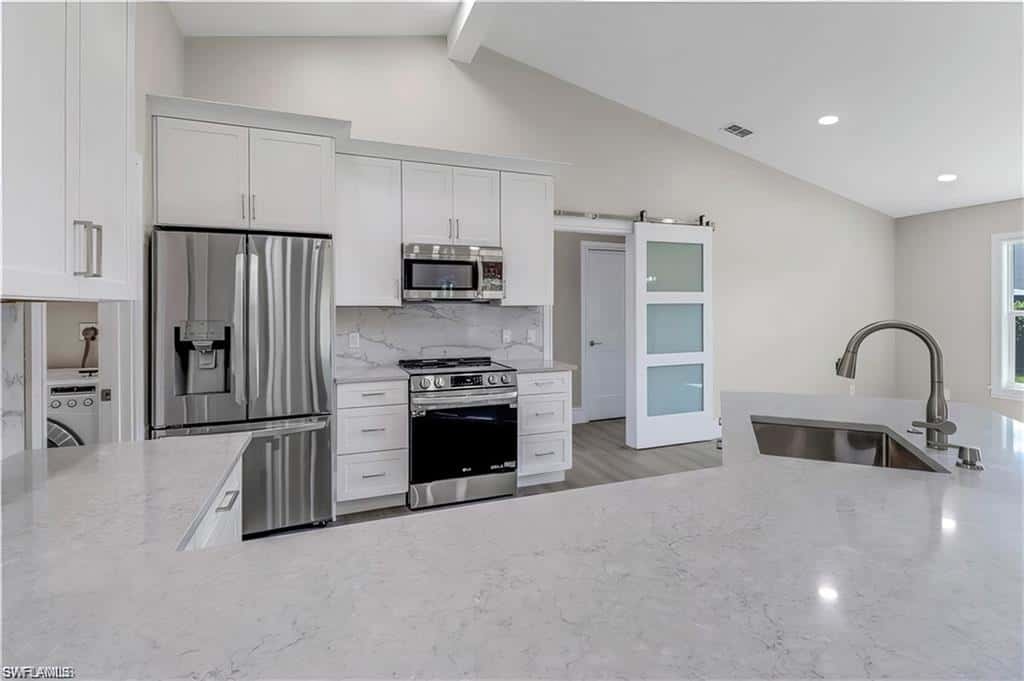270 Madison Dr, Naples, photo 11