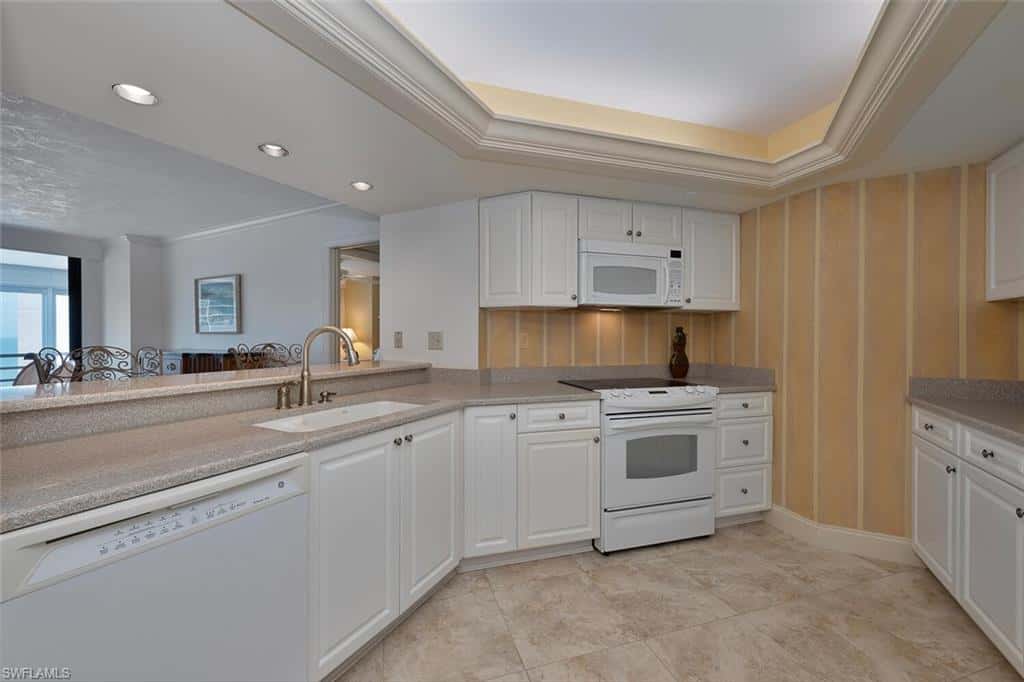 4751 Gulf Shore Blvd #1507, Naples, photo 12