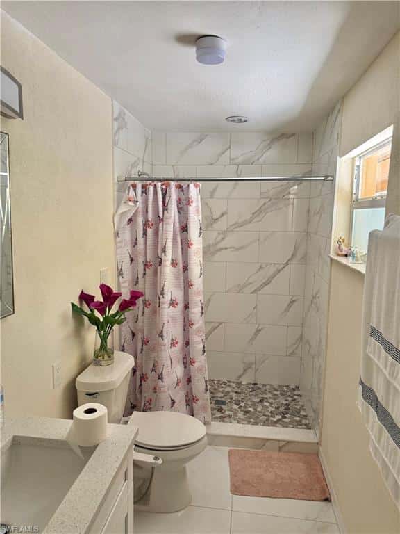 226 Kingston Dr, Fort Myers, photo 12