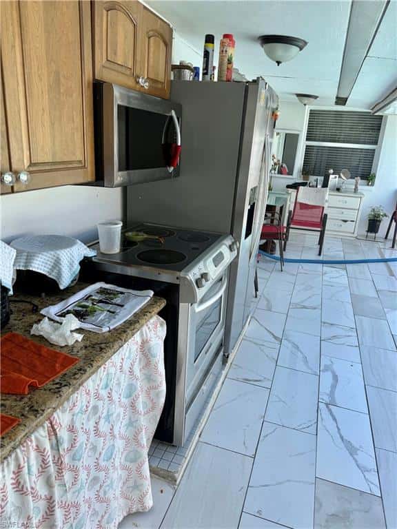 226 Kingston Dr, Fort Myers, photo 15