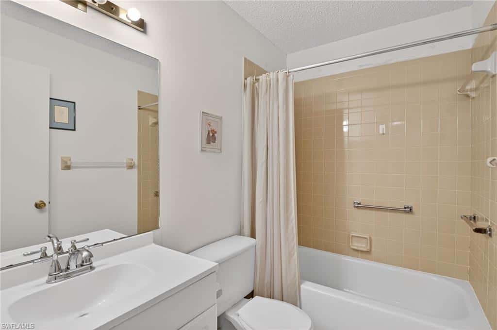 1704 Kings Lake Blvd #201, Naples, photo 19