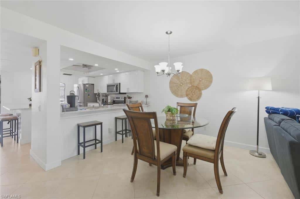 7260 Coventry Ct #405, Naples, photo 9