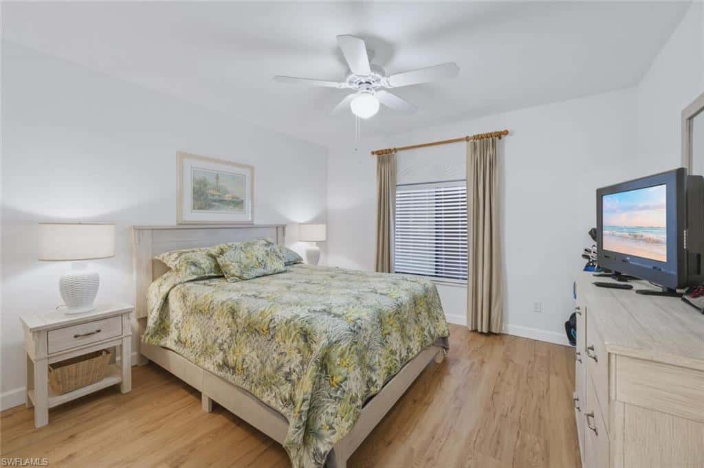 7260 Coventry Ct #405, Naples, photo 21