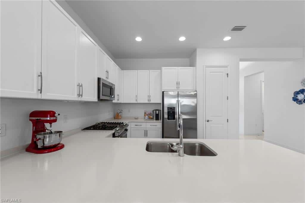 12830 Hawkins Dr, Estero, photo 13