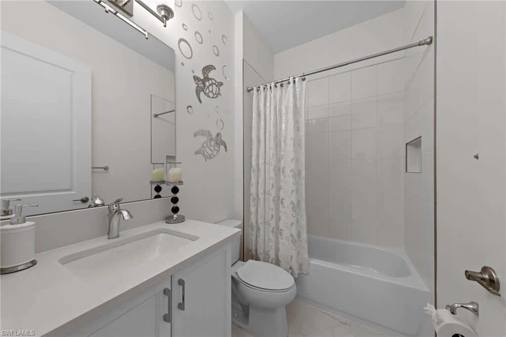 12830 Hawkins Dr, Estero, photo 9