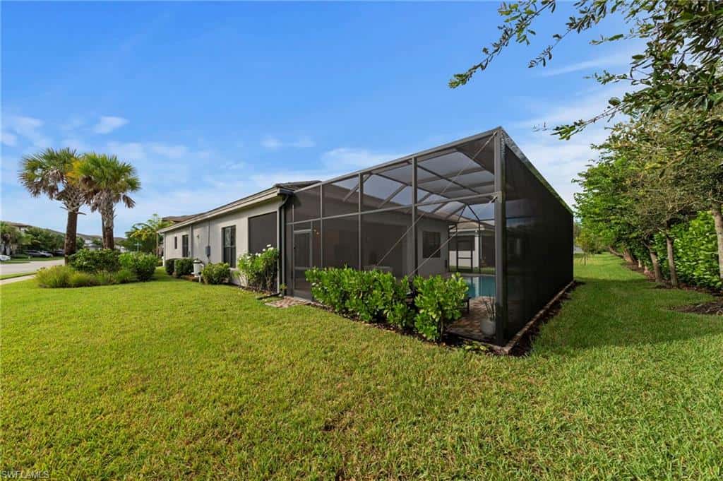 12830 Hawkins Dr, Estero, photo 34