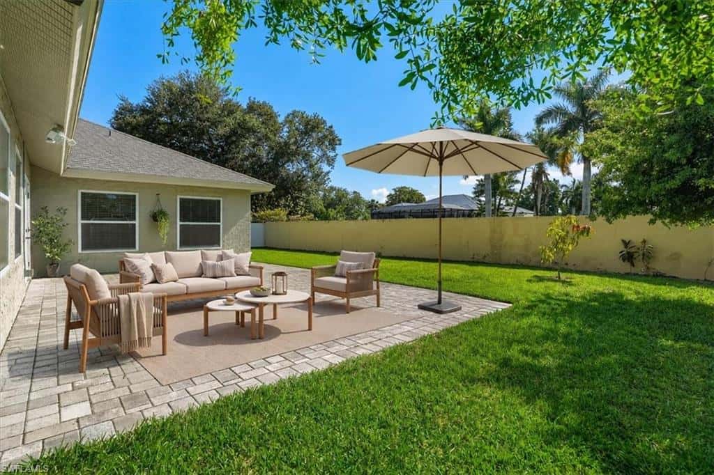 10225 Boca Cir, Naples, photo 19