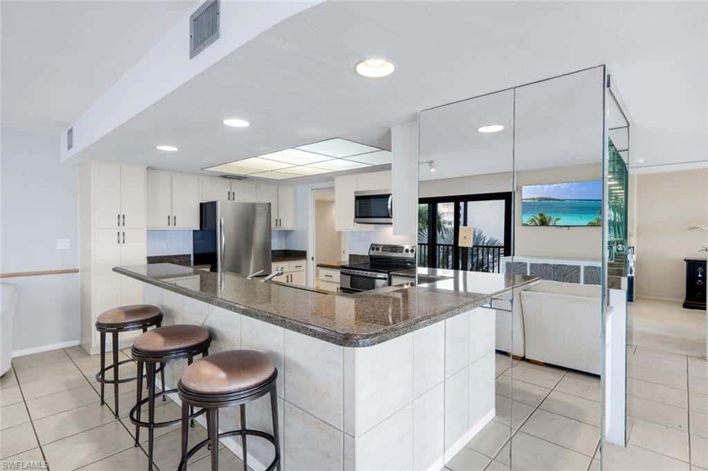 9653 Gulf Shore Dr #303, Naples, photo 16