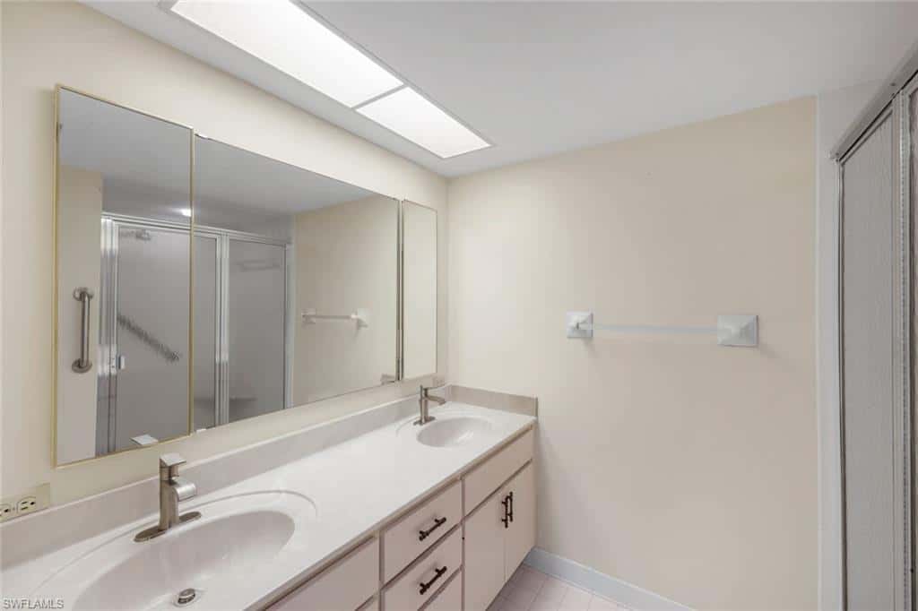 9653 Gulf Shore Dr #303, Naples, photo 24