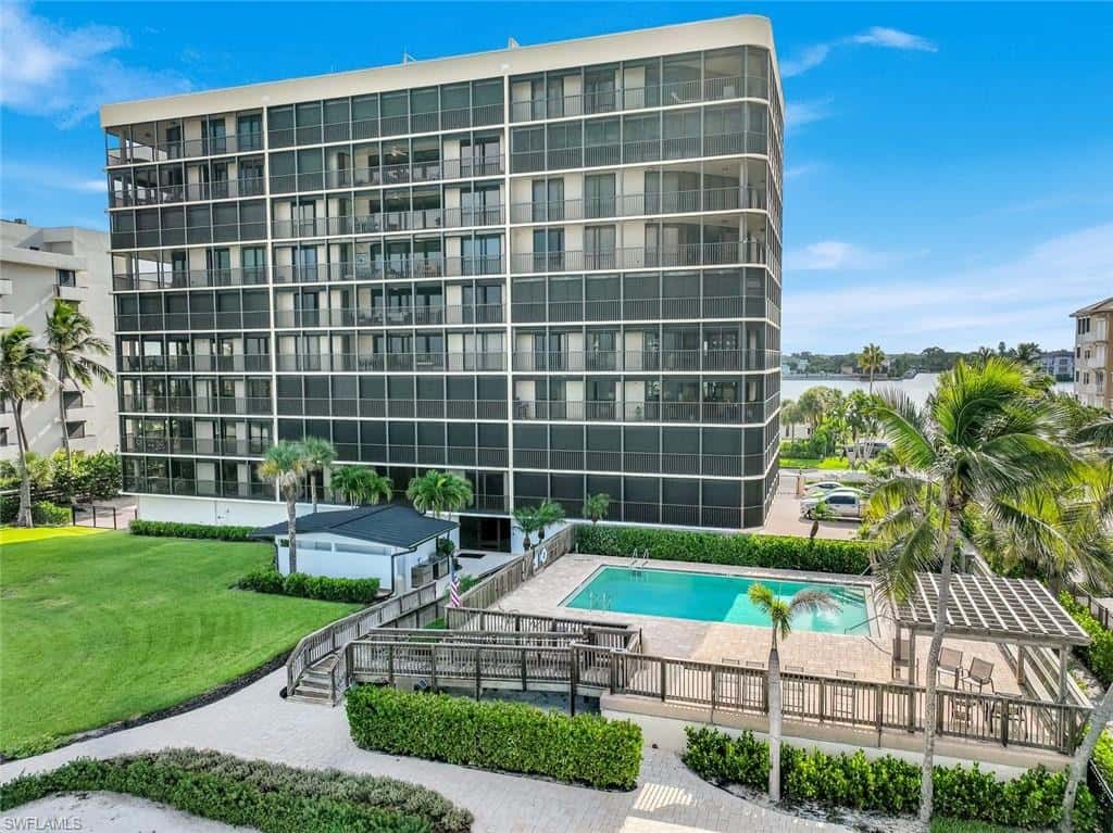 9653 Gulf Shore Dr #303, Naples, photo 4