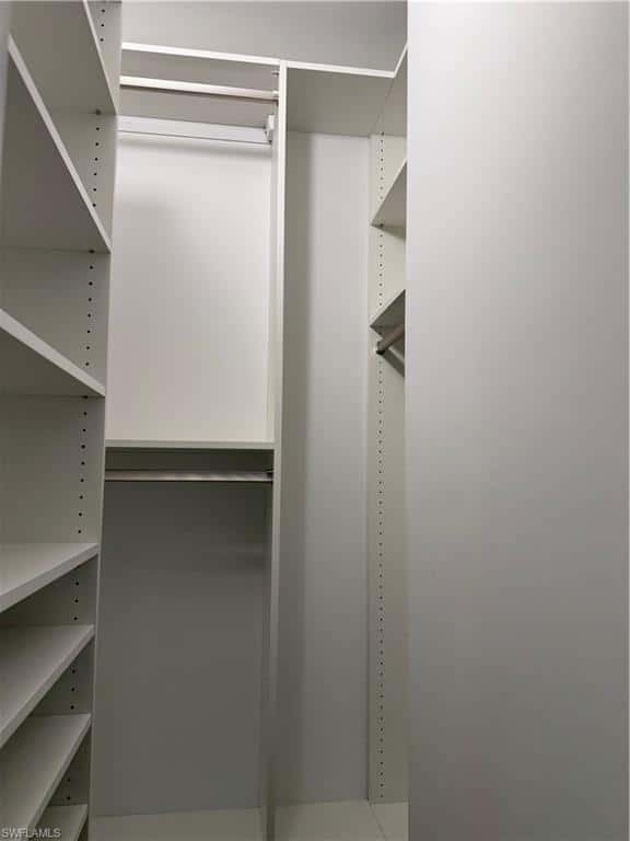 3450 Gulf Shore Blvd #305, Naples, photo 23