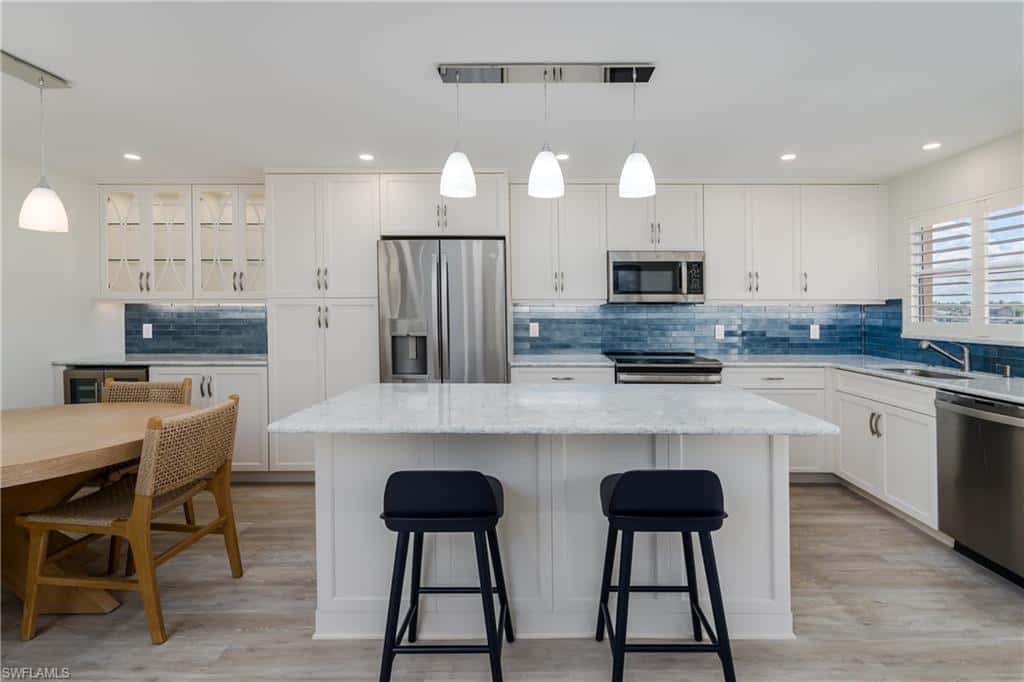 3450 Gulf Shore Blvd #305, Naples, photo 16