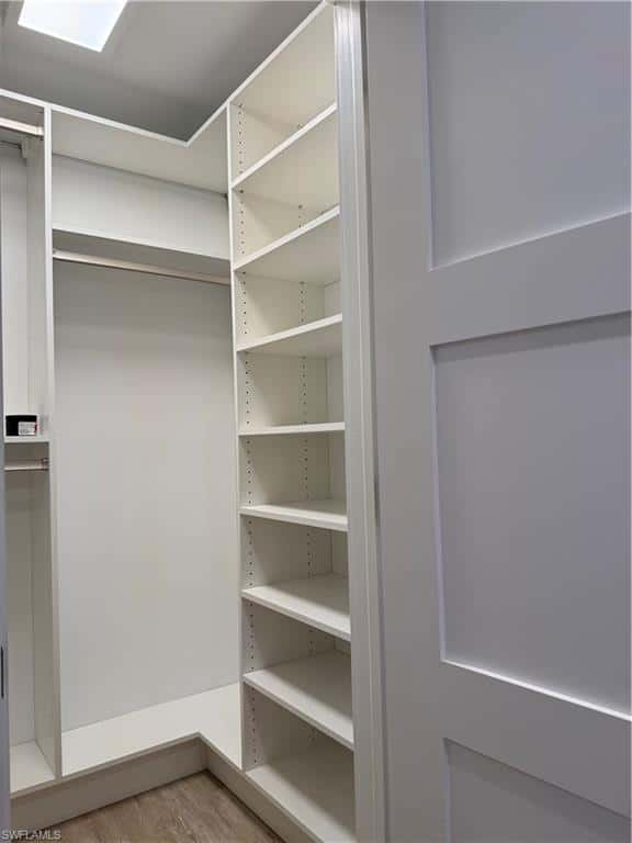 3450 Gulf Shore Blvd #305, Naples, photo 30
