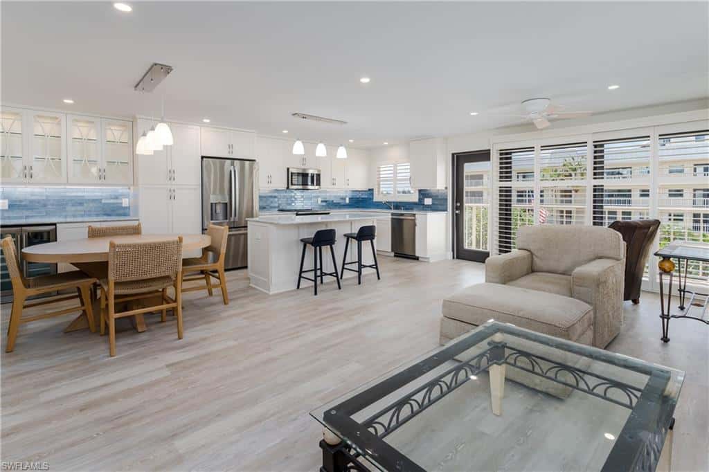 3450 Gulf Shore Blvd #305, Naples, photo 15