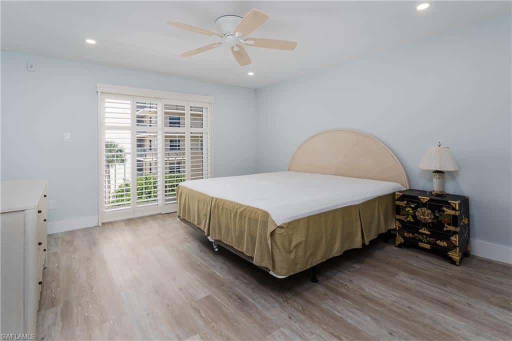 3450 Gulf Shore Blvd #305, Naples, photo 19