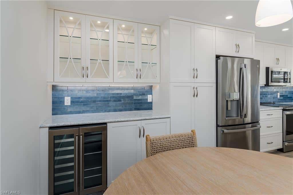 3450 Gulf Shore Blvd #305, Naples, photo 8