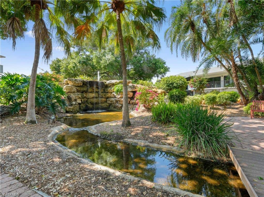 600 Neapolitan Way #127, Naples, photo 33