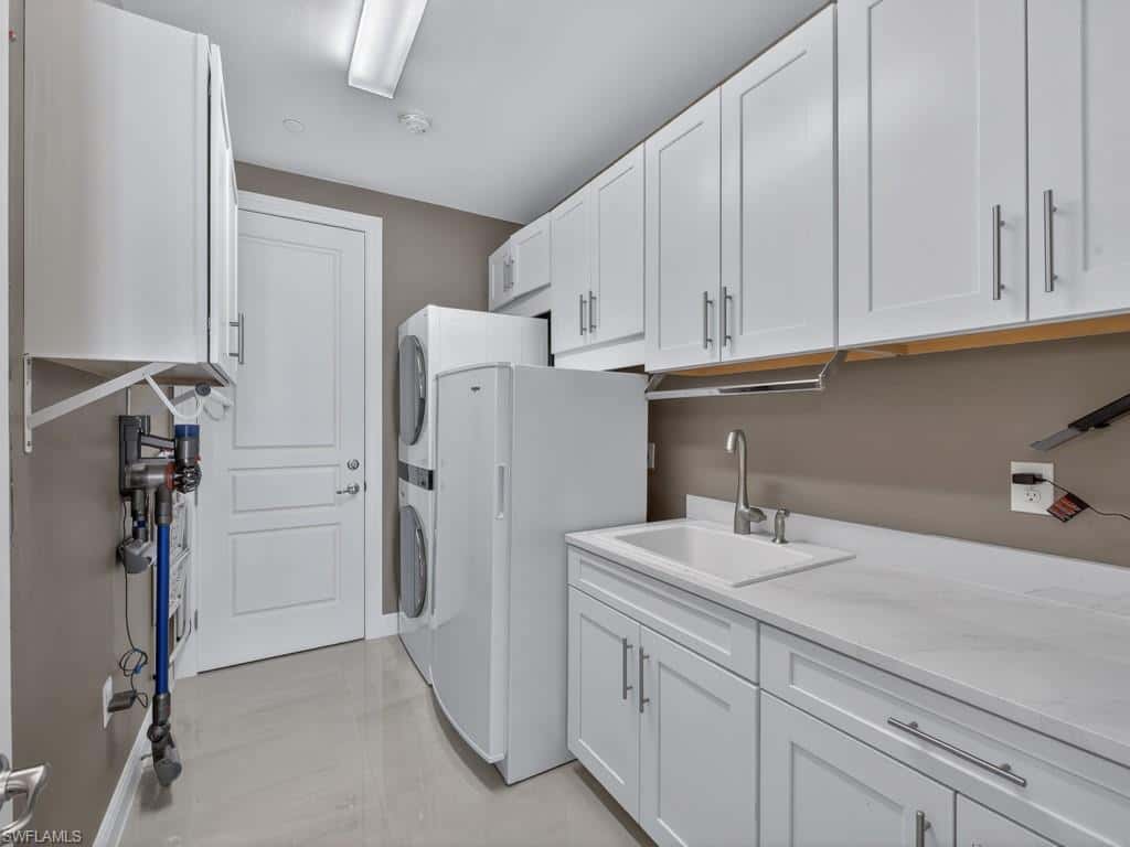 16371 Viansa Way #201, Naples, photo 25
