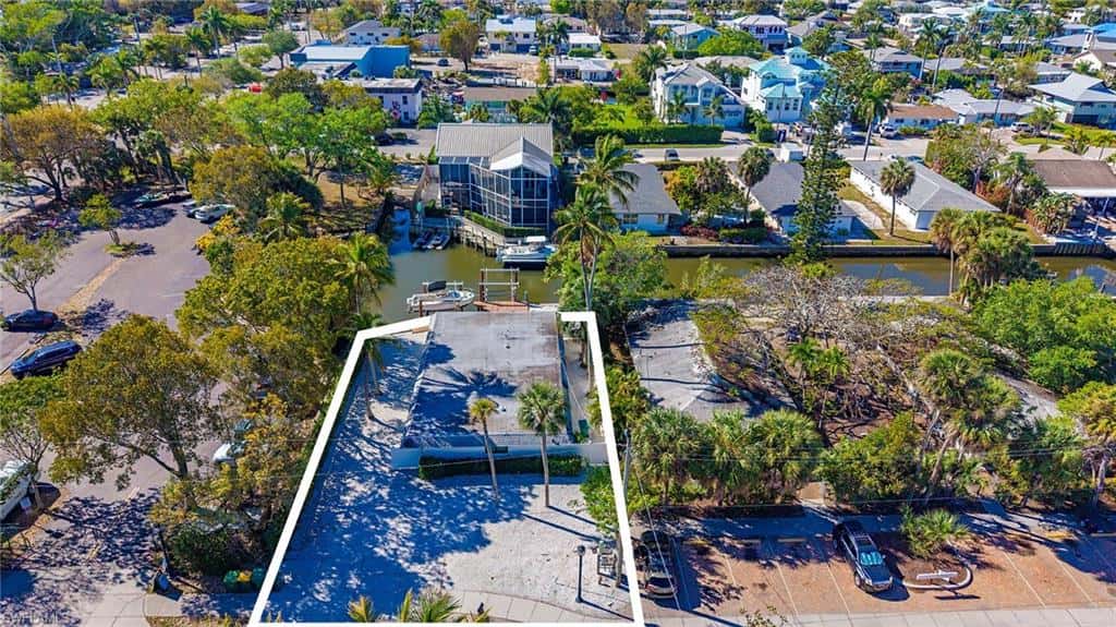 2836 Bayview Dr, Naples, photo 10