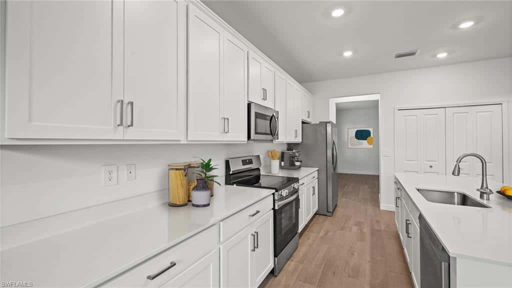 5172 Sugarwood Dr, Naples, photo 7