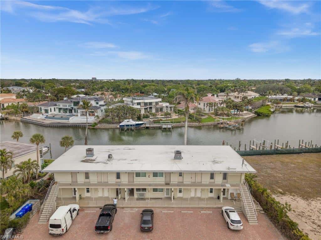 1550 Gulf Shore Blvd #e2, Naples, photo 32