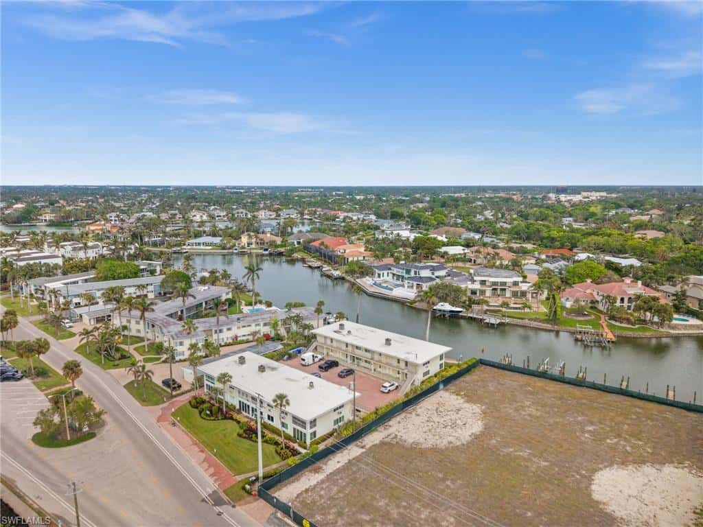 1550 Gulf Shore Blvd #e2, Naples, photo 30