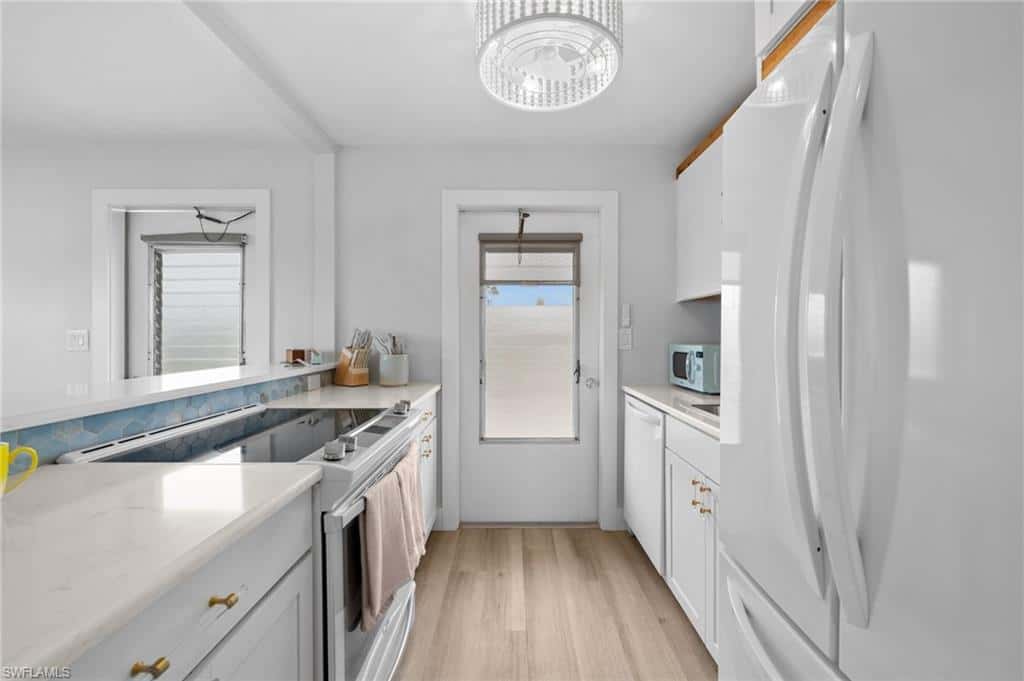 1550 Gulf Shore Blvd #e2, Naples, photo 18