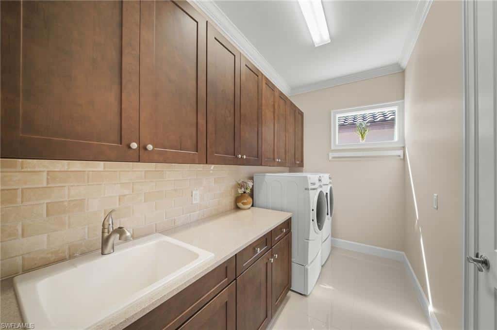 8735 Cavano St, Naples, photo 24
