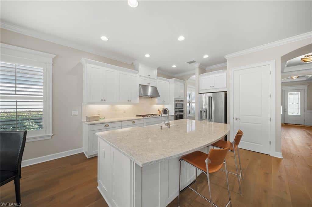 8735 Cavano St, Naples, photo 8