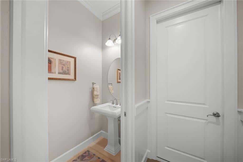 8735 Cavano St, Naples, photo 25