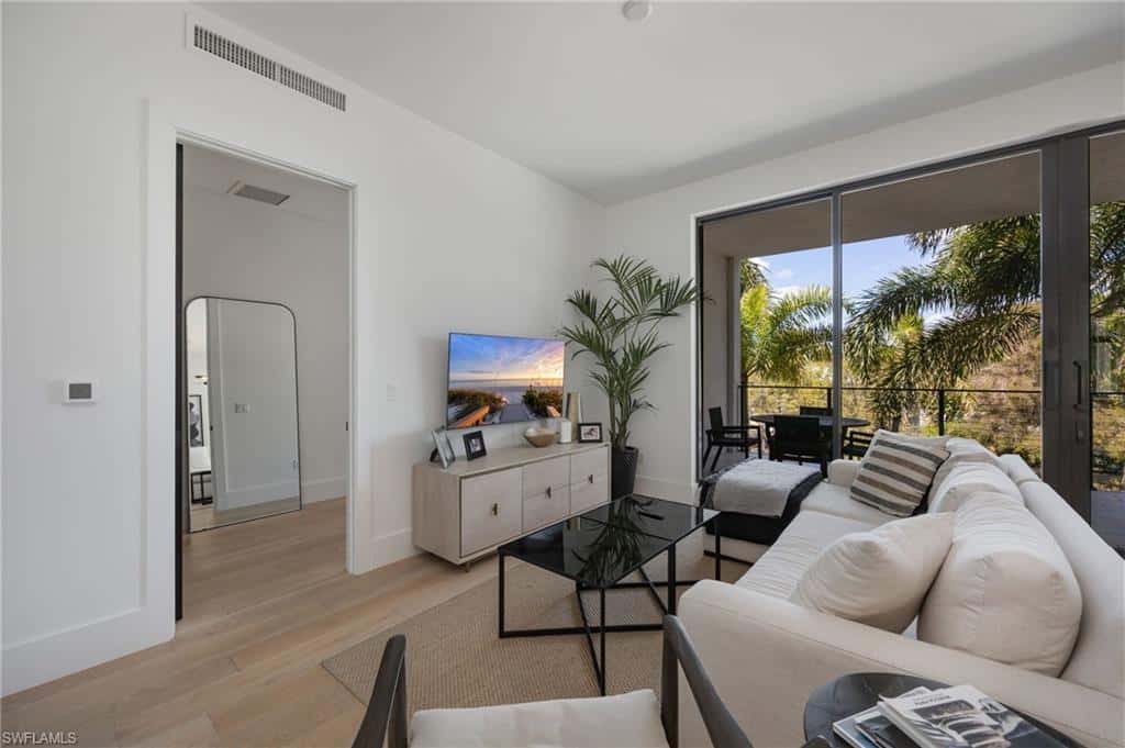850 Central Ave #204, Naples, photo 6
