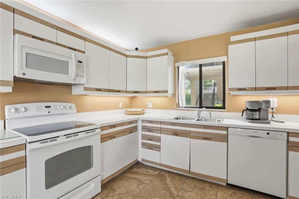 764 Eagle Creek Dr #103, Naples, photo 7