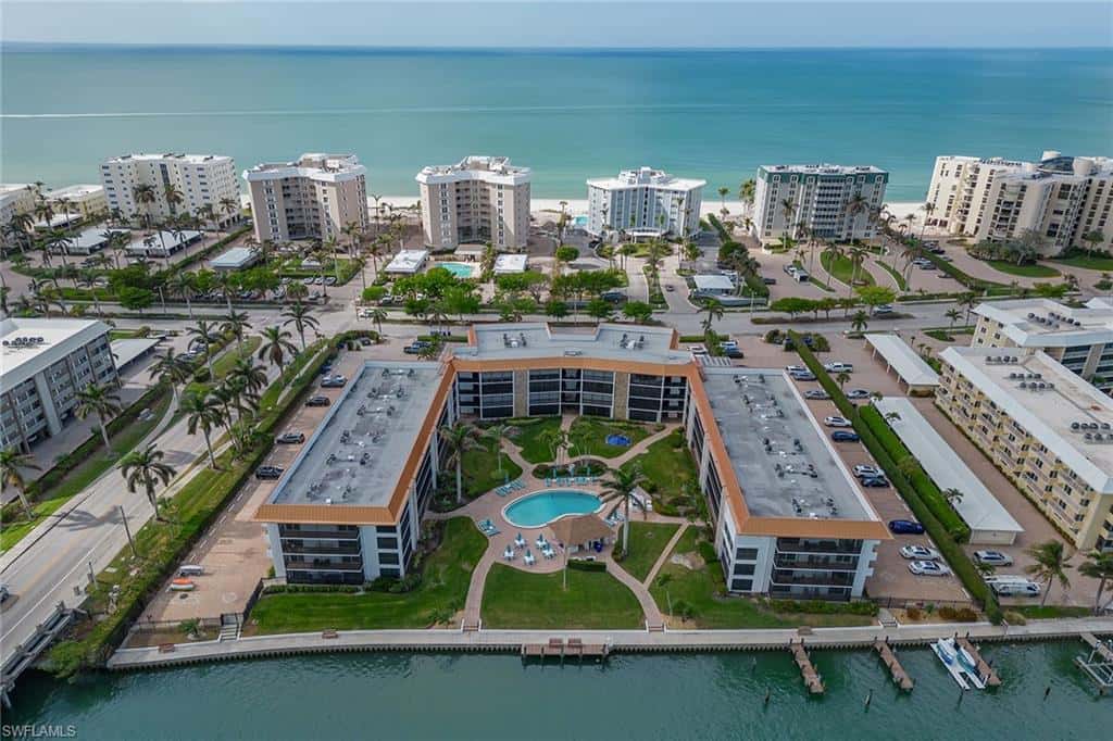 2900 Gulf Shore Blvd #110, Naples, photo 5