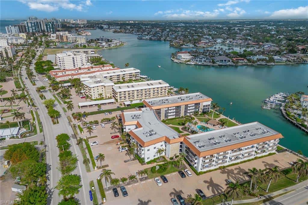 2900 Gulf Shore Blvd #110, Naples, photo 21