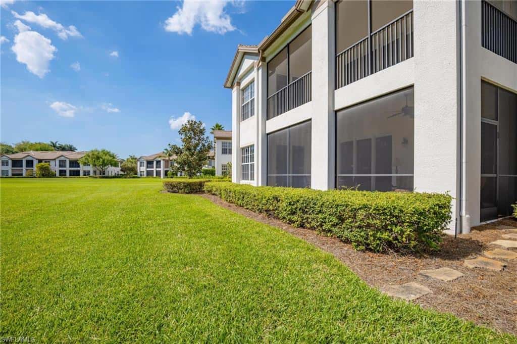 8040 Players Cove Dr #102, Naples, photo 32