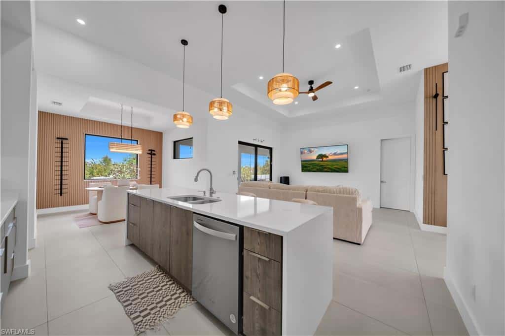 1913 34th Ter, Cape Coral, photo 17