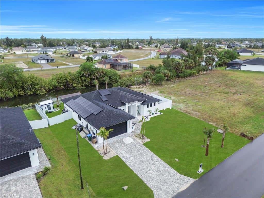 1913 34th Ter, Cape Coral, photo 37