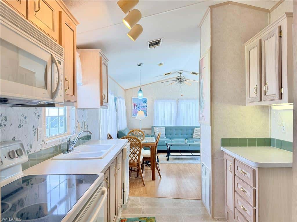 2 Jade Dr #2j, Naples, photo 12