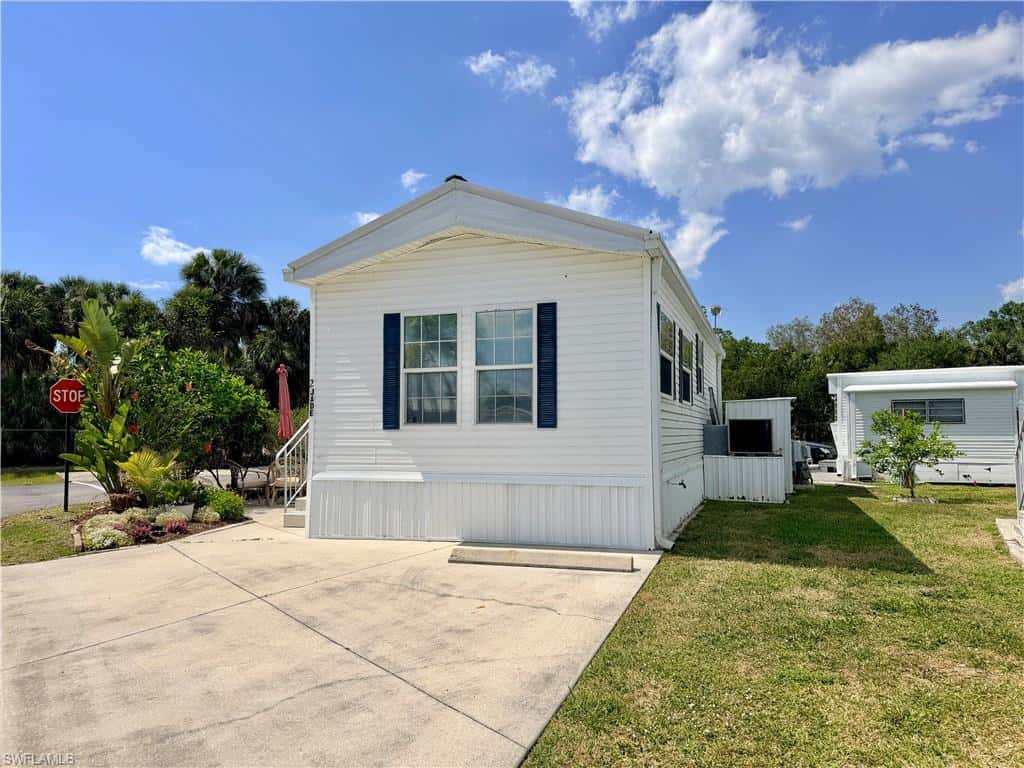 2 Jade Dr #2j, Naples, photo 31