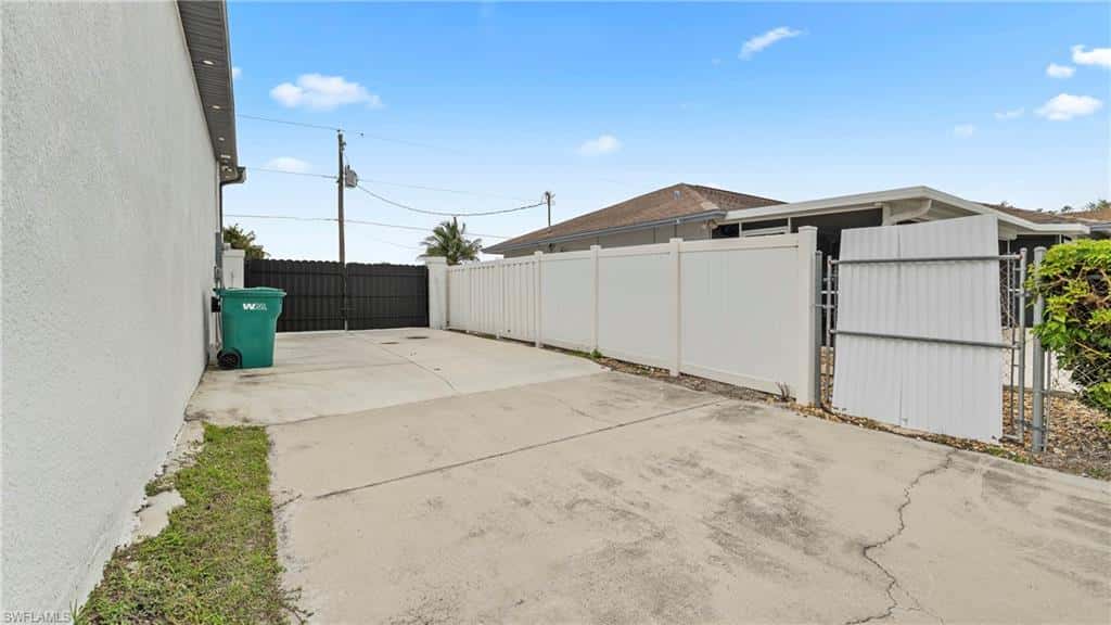 2998 52nd St, Naples, photo 35
