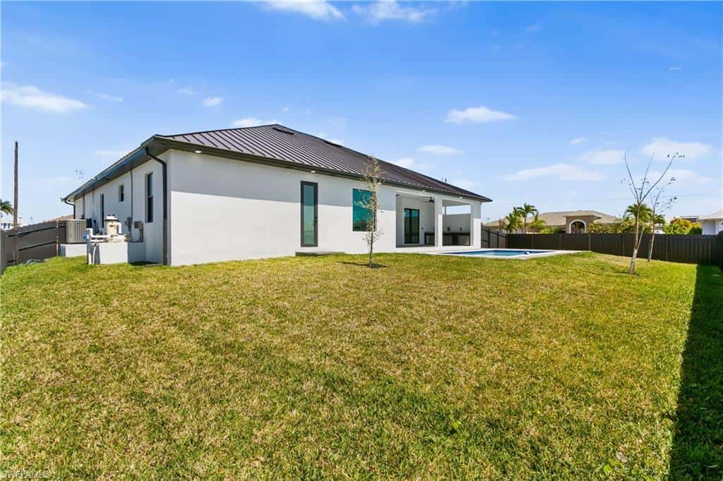 3300 1st Ter, Cape Coral, photo 27