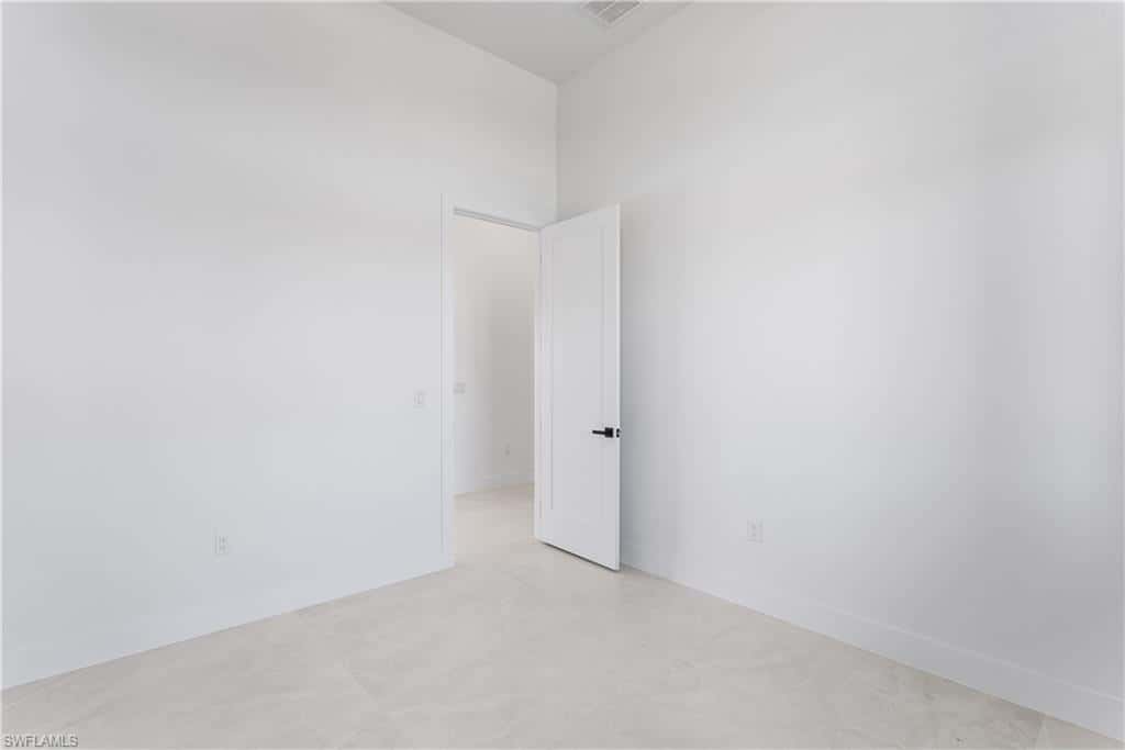 3300 1st Ter, Cape Coral, photo 13