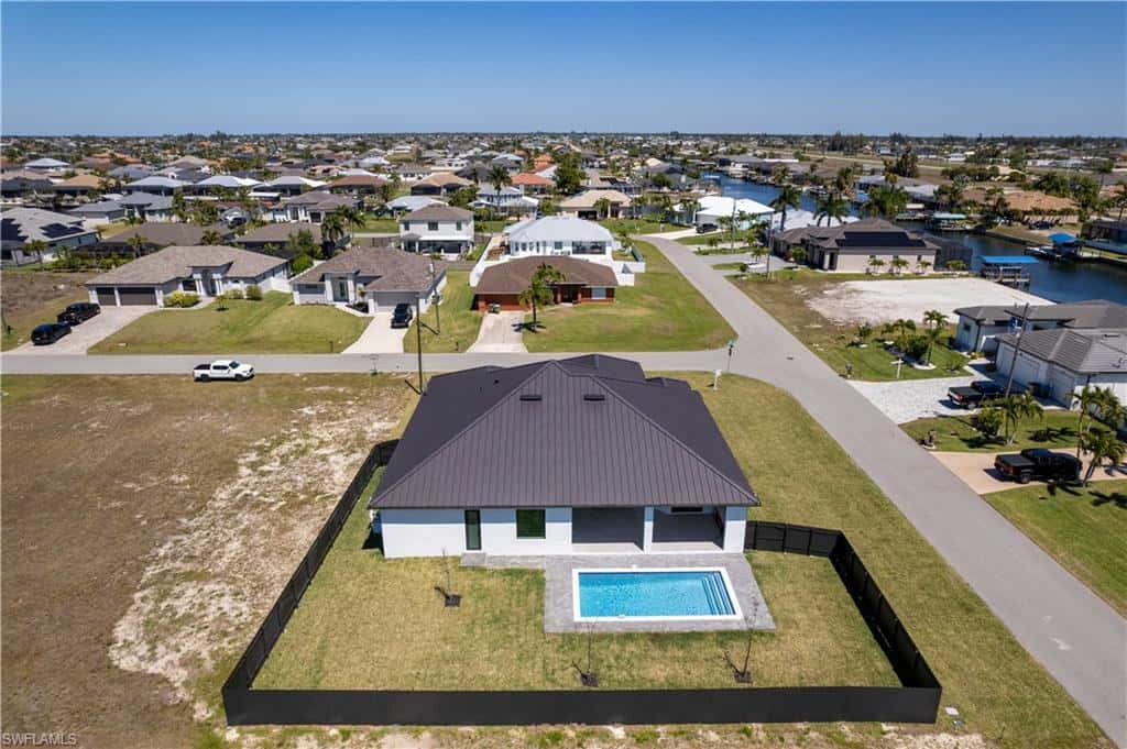 3300 1st Ter, Cape Coral, photo 7