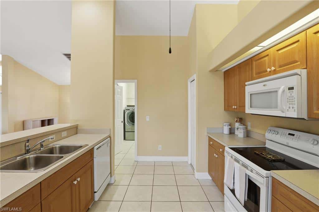 3715 Manatee Dr, St. James City, photo 10