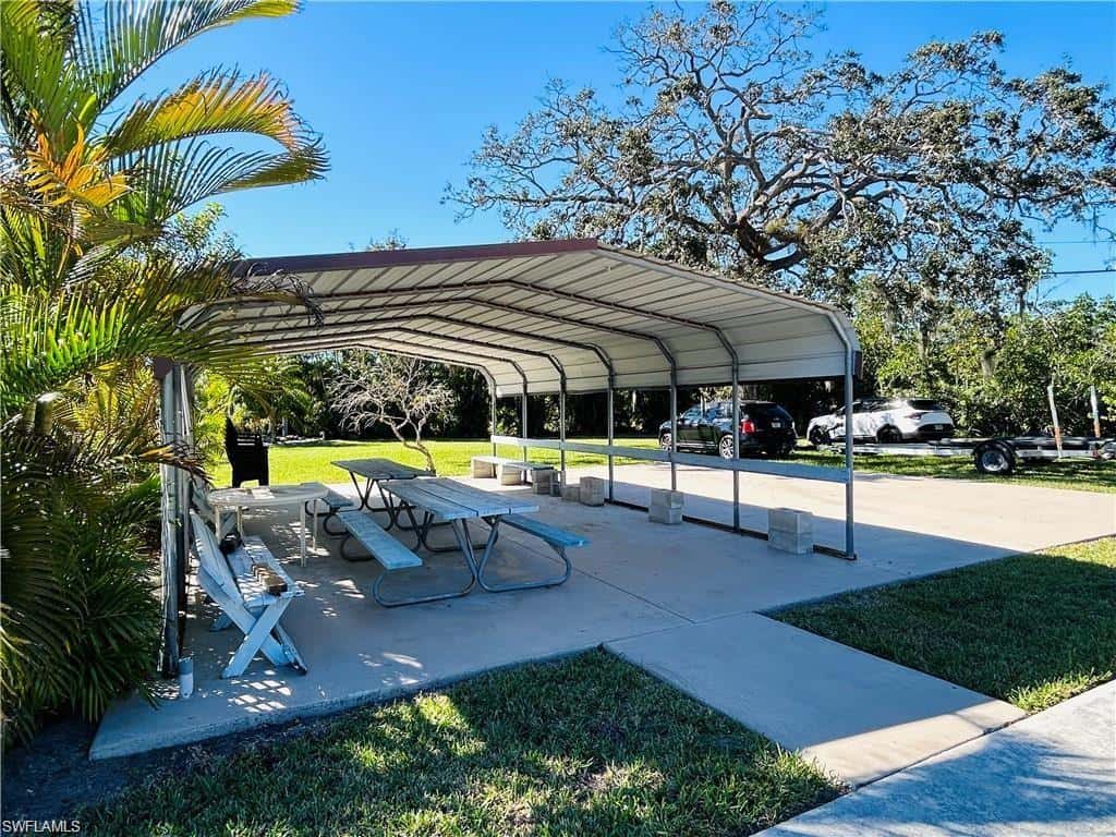 857 Manatee Rd, Naples, photo 5