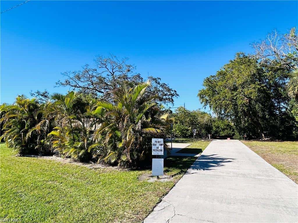 857 Manatee Rd, Naples, photo 4