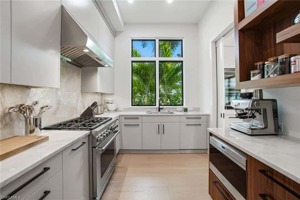 264 8th Ave, Naples, photo 9