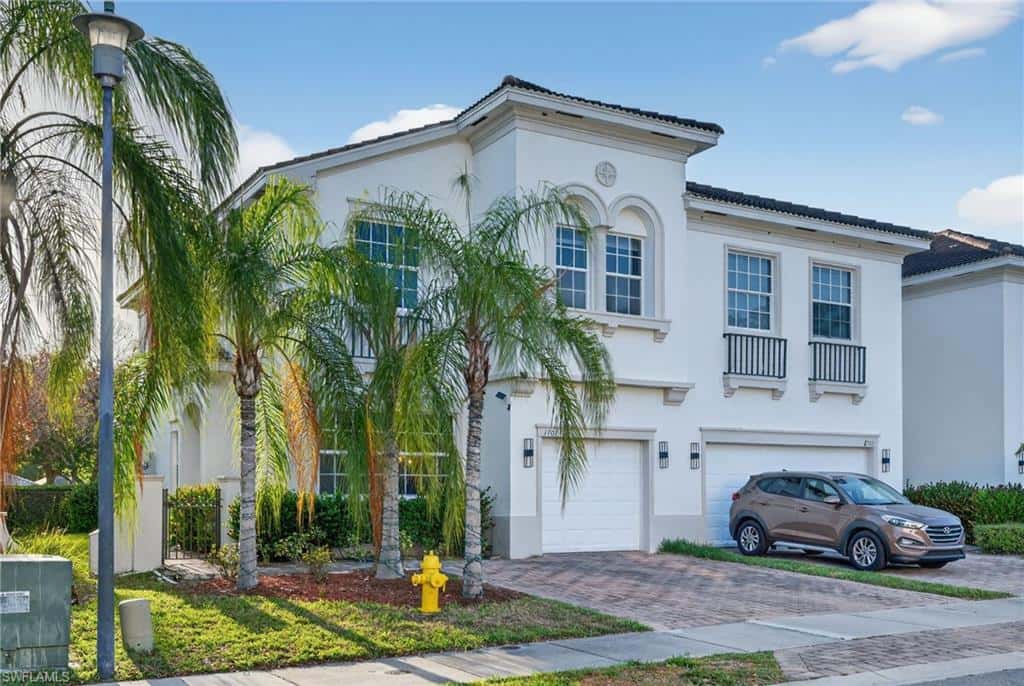 7005 Romana Way #1701, Naples, photo 6